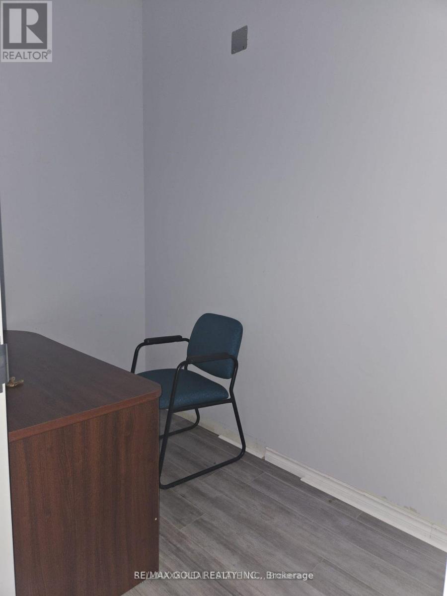 233 - 80 Maritime Ontario Boulevard, Brampton, Ontario L6S 0E7 - Photo 9 - W12629366