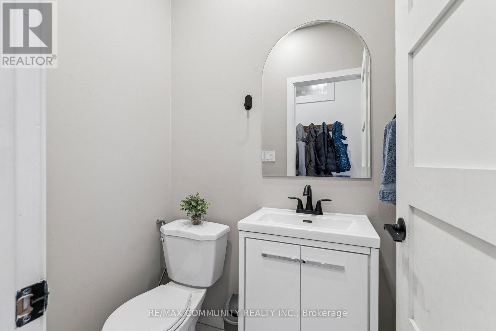 119 Jephson Street, Tay, Ontario  L0K 2A0 - Photo 23 - S12629728