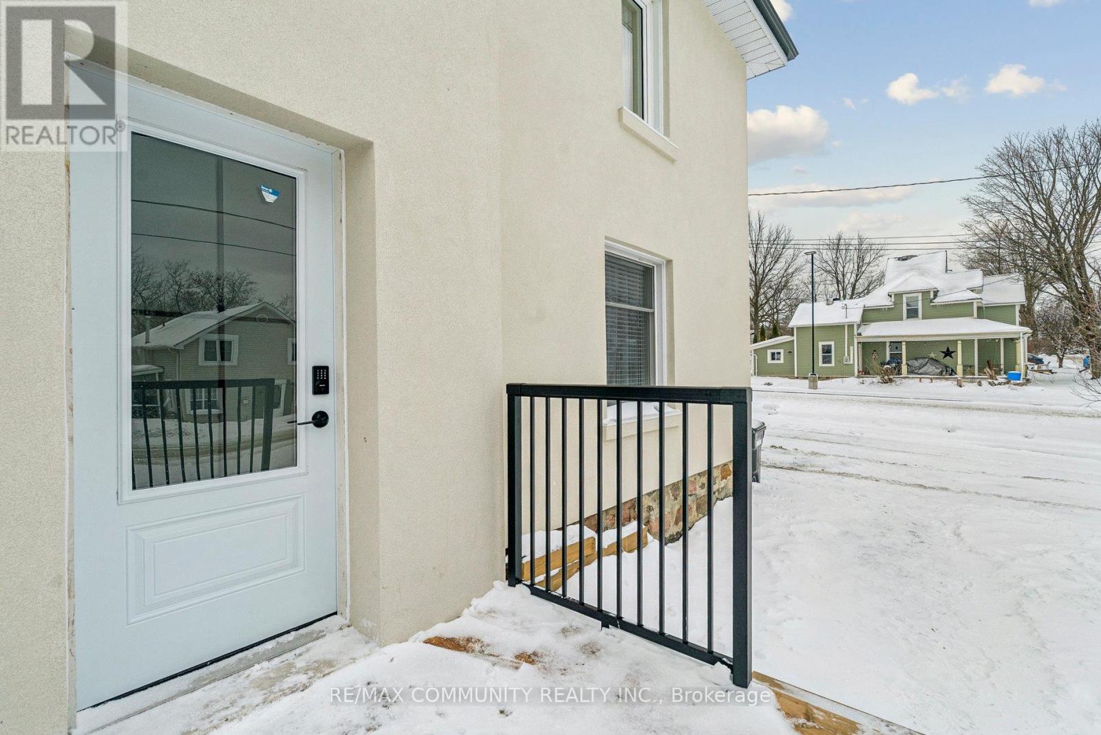 119 Jephson Street, Tay, Ontario  L0K 2A0 - Photo 5 - S12629728