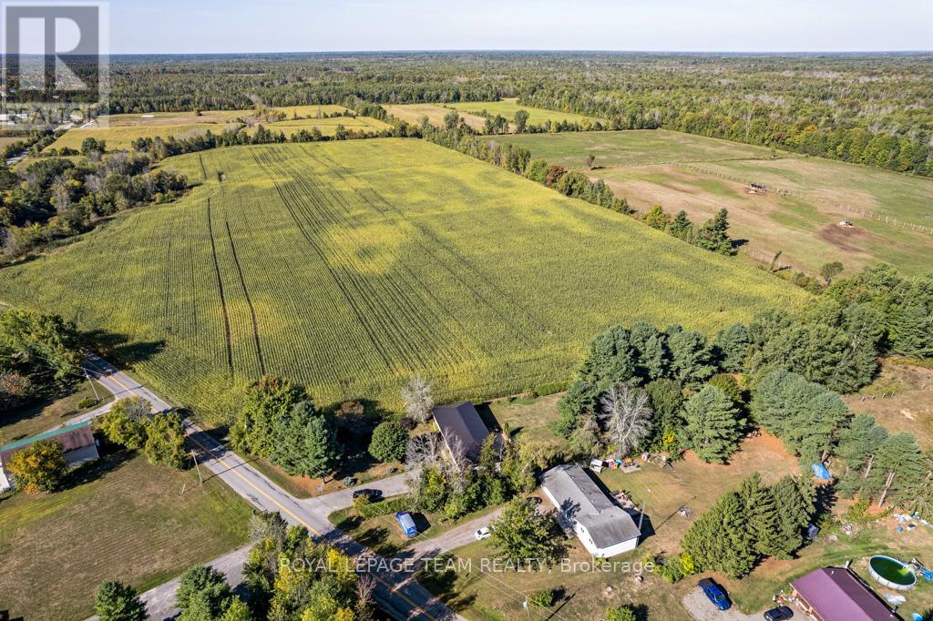 712 Hyndman Road, Edwardsburgh/cardinal, Ontario  K0E 1X0 - Photo 3 - X12588260