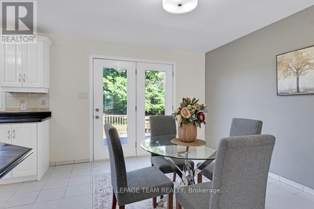 712 Hyndman Road, Edwardsburgh/cardinal, Ontario  K0E 1X0 - Photo 8 - X12588260