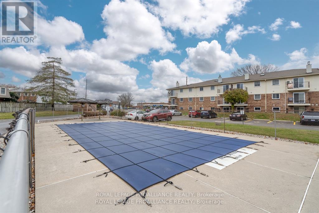 201 - 221 North Park Street, Belleville (Belleville Ward), Ontario  K8P 5A6 - Photo 12 - X12629842