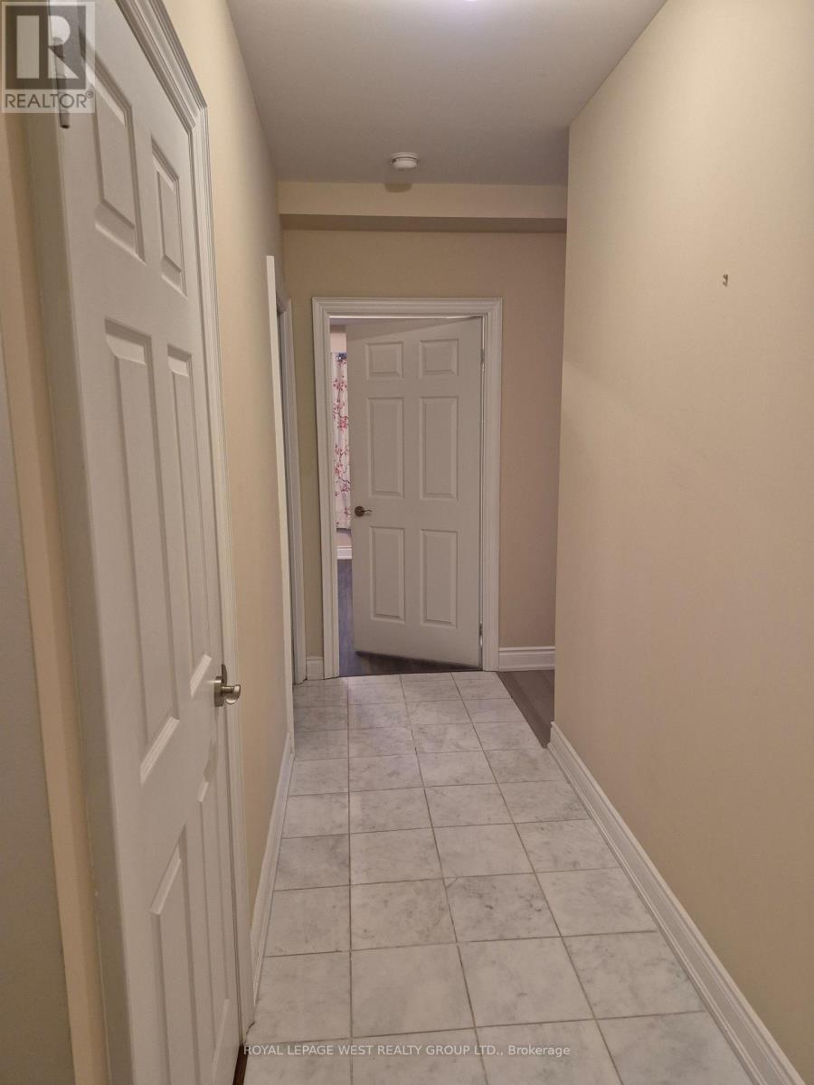 207 - 1135 Royal York Road, Toronto, Ontario  M9A 0C3 - Photo 4 - W12629648