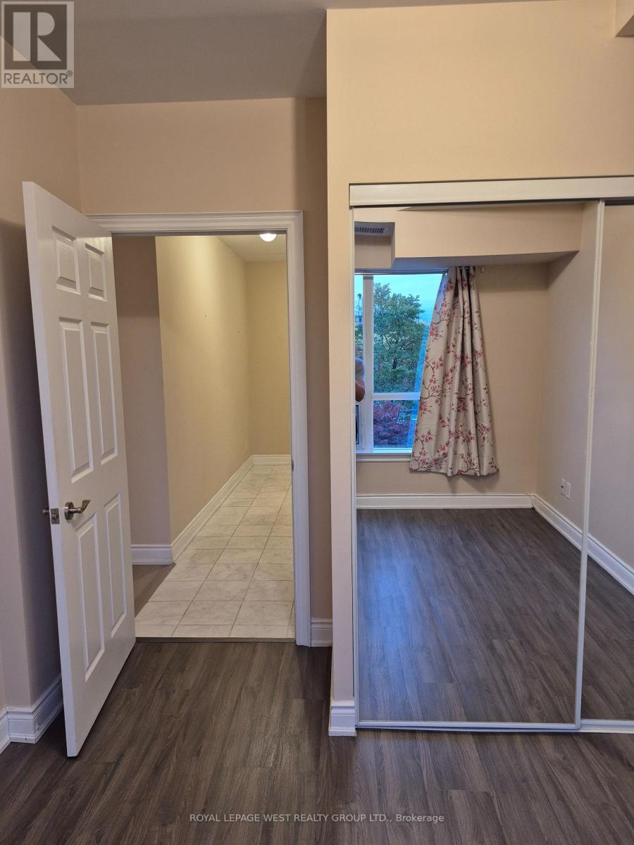 207 - 1135 Royal York Road, Toronto, Ontario  M9A 0C3 - Photo 8 - W12629648