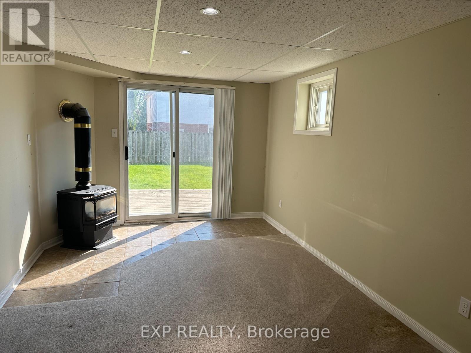 557 College Avenue, Orangeville, Ontario  L9W 4S3 - Photo 20 - W12629668