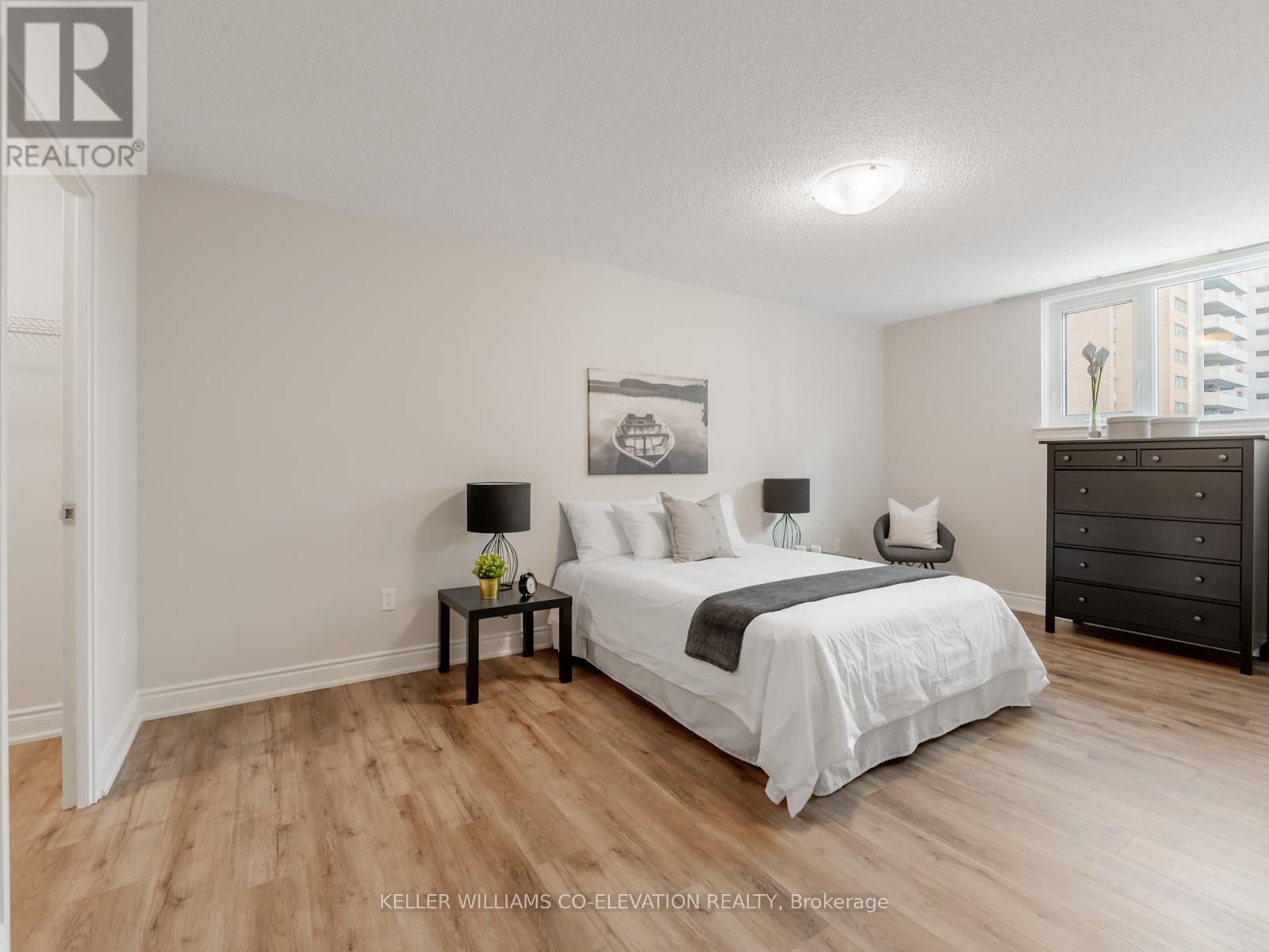 709 - 240 Scarlett Road, Toronto (Rockcliffe-Smythe), Ontario  M6N 4X4 - Photo 19 - W12629676