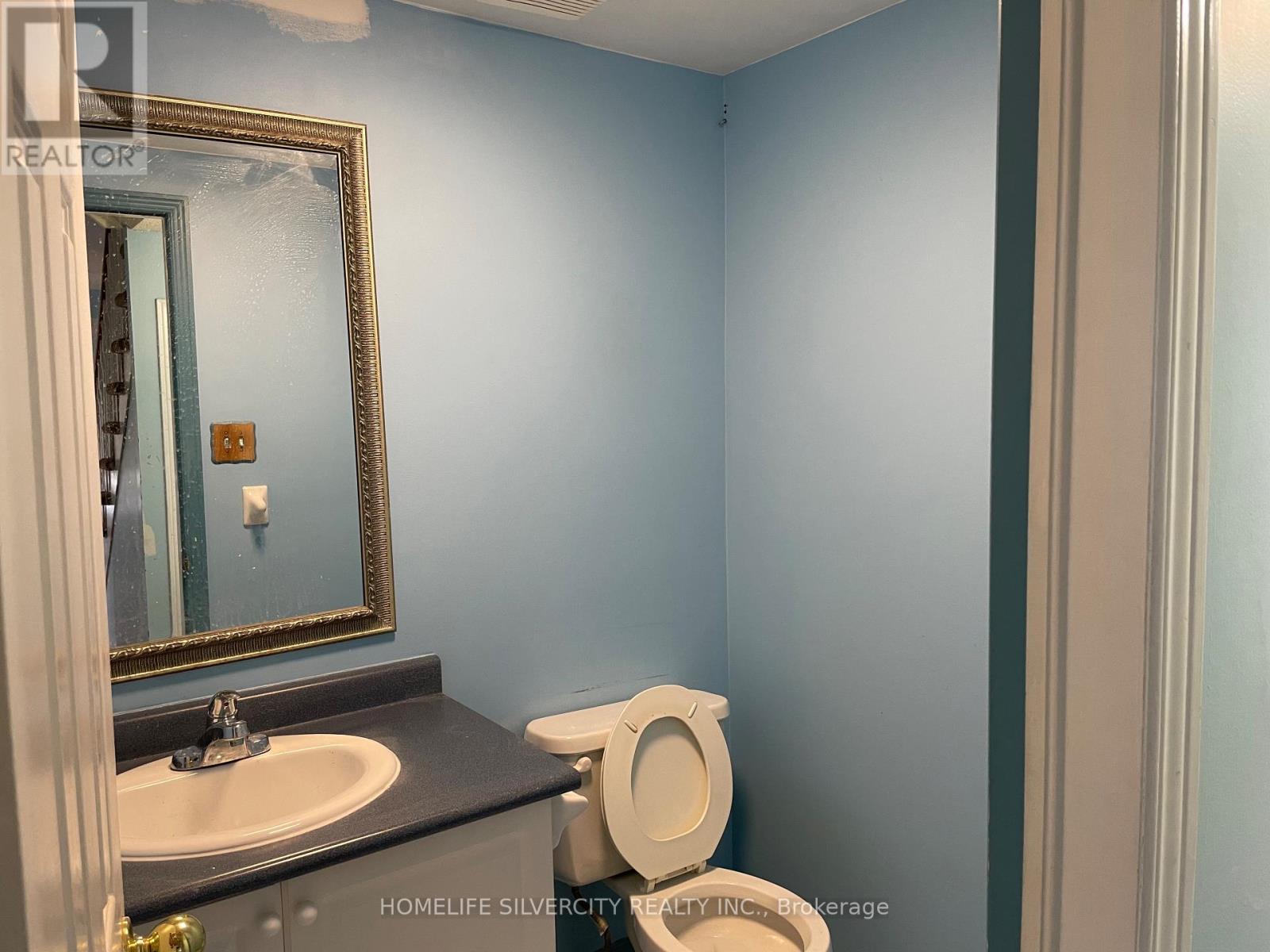 51 Morningmist Street, Brampton, Ontario  L6R 2A6 - Photo 4 - W12629686