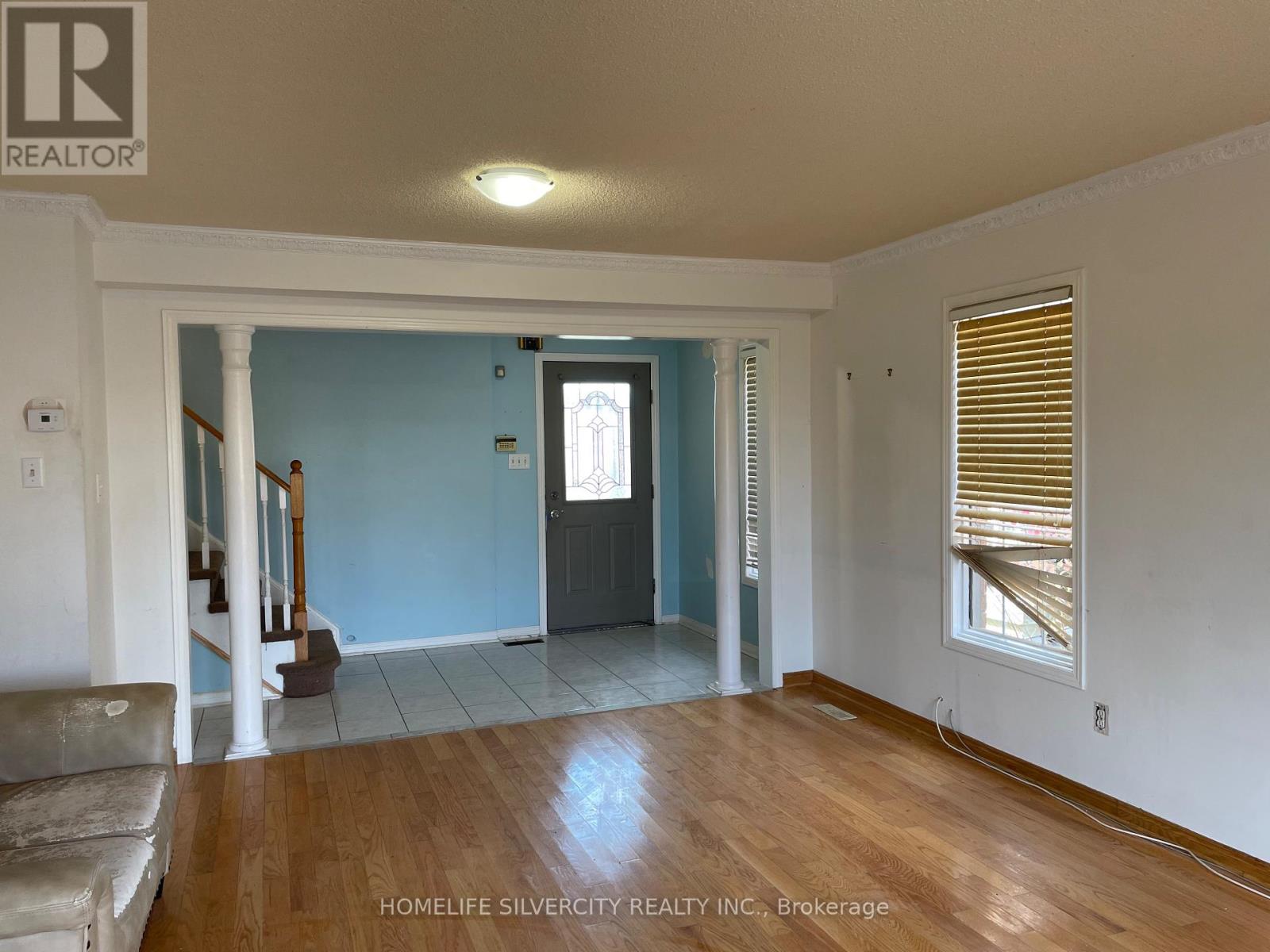 51 Morningmist Street, Brampton, Ontario  L6R 2A6 - Photo 7 - W12629686