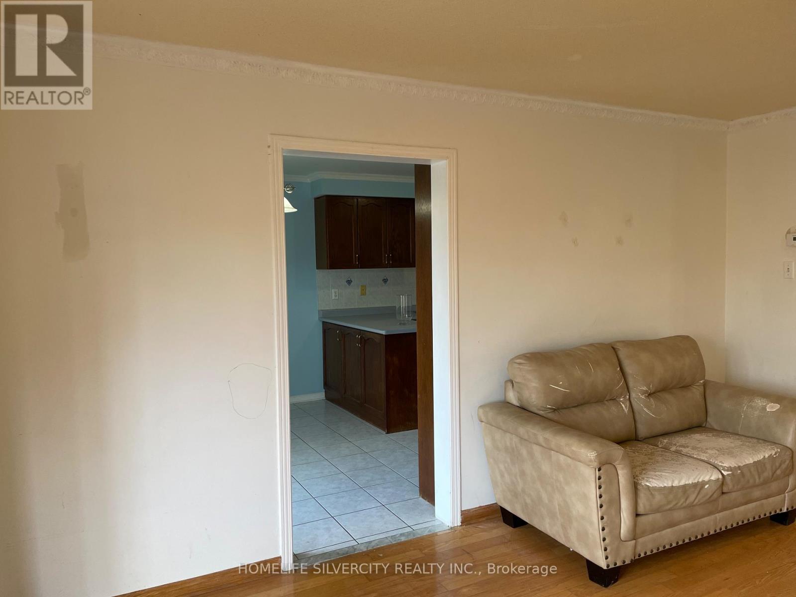 51 Morningmist Street, Brampton, Ontario  L6R 2A6 - Photo 8 - W12629686