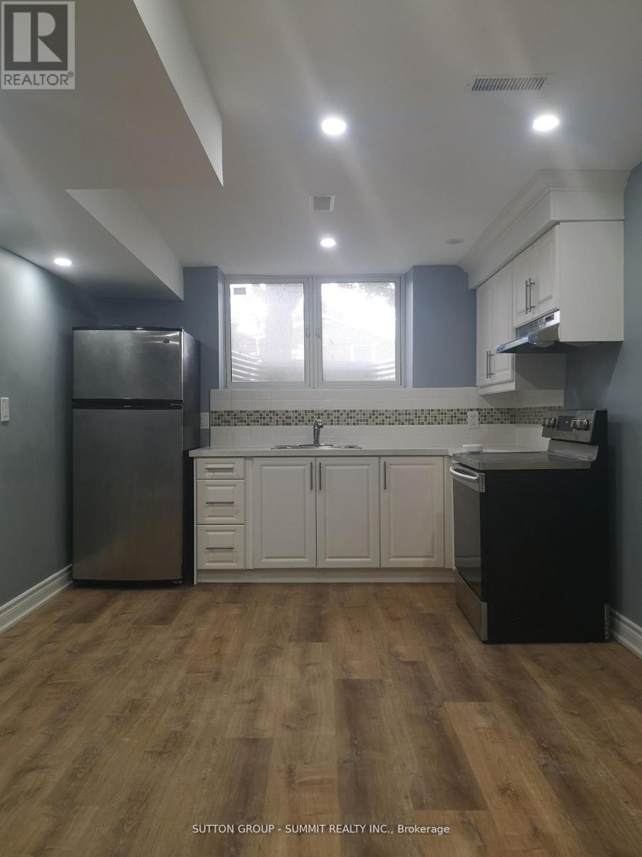 Lower Level - 46 Sharon Court, Brampton (Brampton East), Ontario  L6W 3B7 - Photo 3 - W12629770