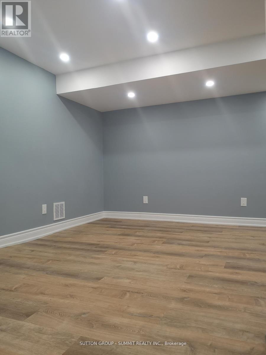 Lower Level - 46 Sharon Court, Brampton (Brampton East), Ontario  L6W 3B7 - Photo 5 - W12629770