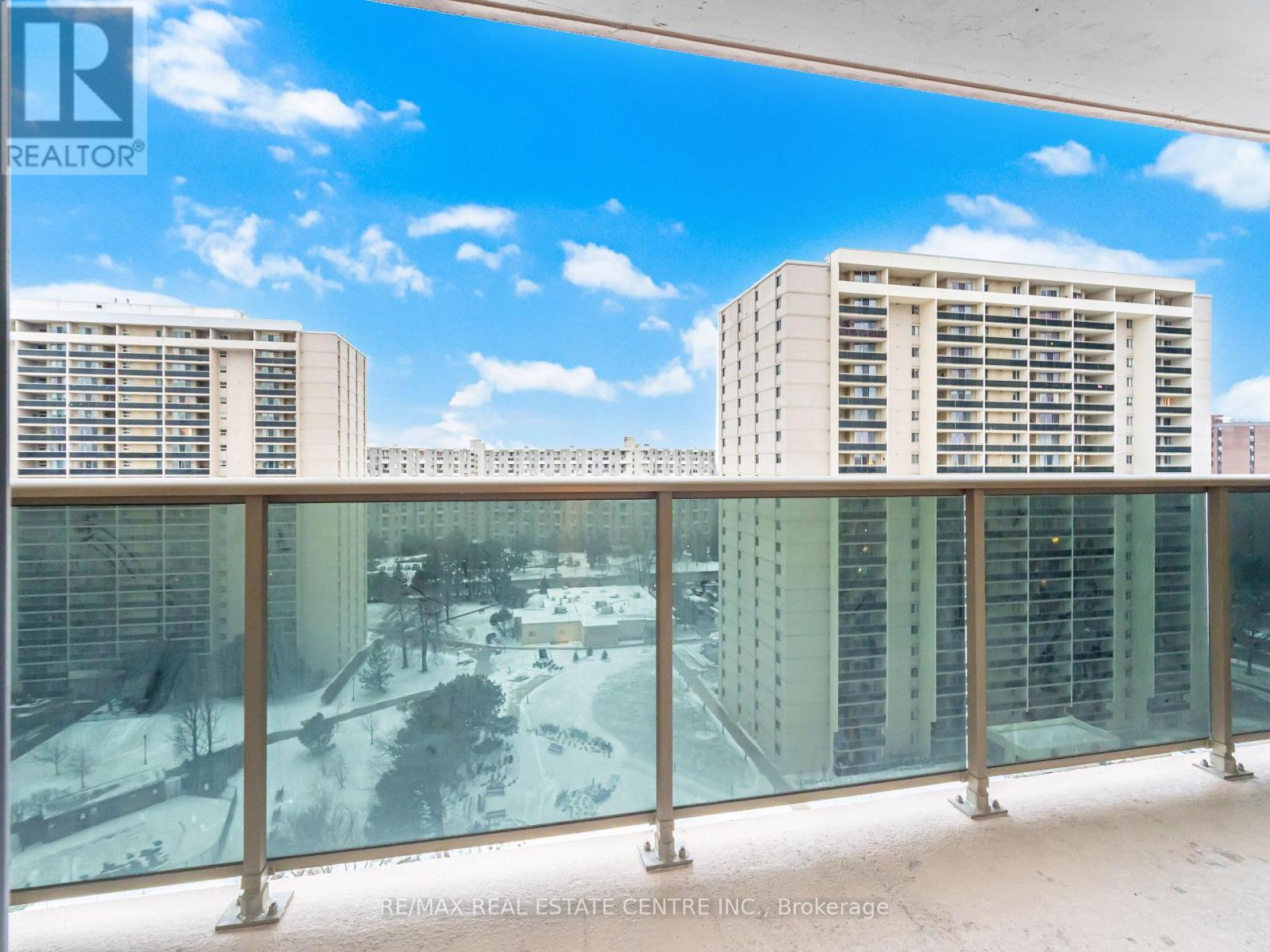 1510 - 812 Burnhamthorpe Rd W. Road, Toronto, Ontario  M9C 4W1 - Photo 30 - W12629772