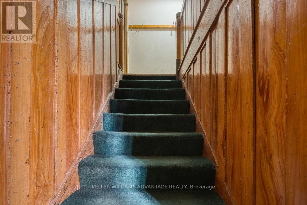 24 Indian Road Crescent, Toronto (High Park North), Ontario  M6P 2G1 - Photo 21 - W12629784