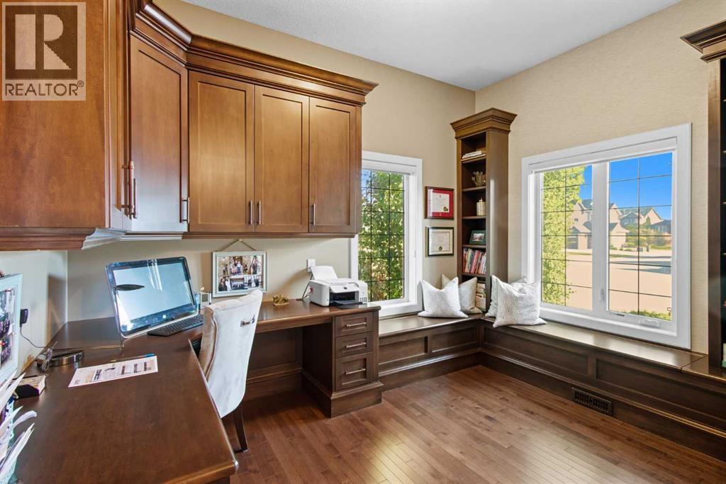 41 Evergreen Mount Sw, Calgary, Alberta  T2Y 0K1 - Photo 8 - A2259863