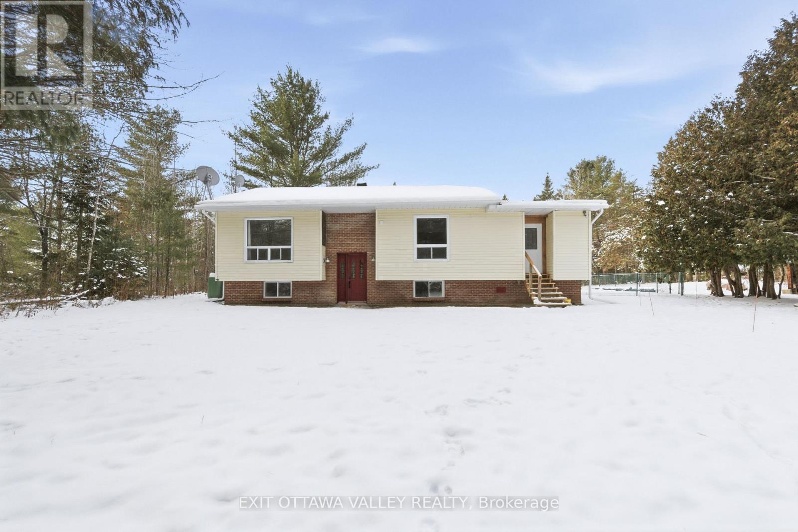 1251 WYLIE ROAD, laurentian hills, Ontario