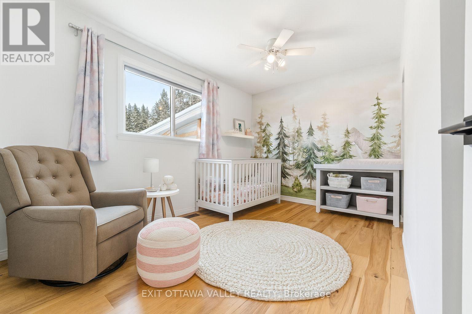 1251 Wylie Road, Laurentian Hills, Ontario  K0J 1P0 - Photo 11 - X12629844