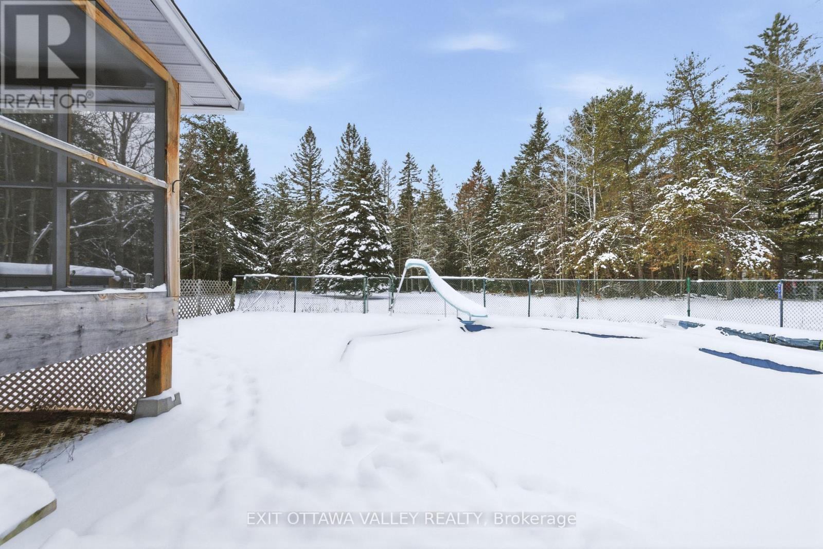 1251 Wylie Road, Laurentian Hills, Ontario  K0J 1P0 - Photo 39 - X12629844