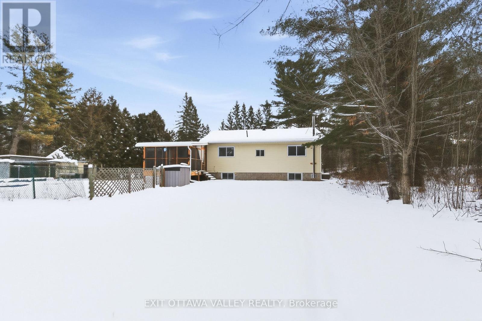 1251 Wylie Road, Laurentian Hills, Ontario  K0J 1P0 - Photo 41 - X12629844