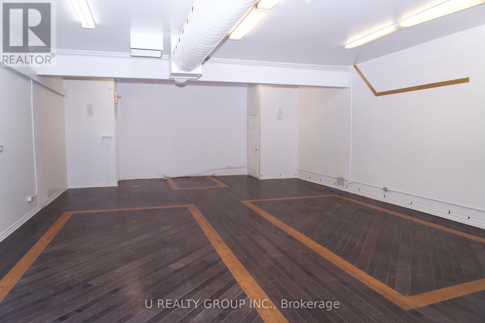 94 B Montreal Road, Ottawa, Ontario  K1L 6E6 - Photo 4 - X12629852