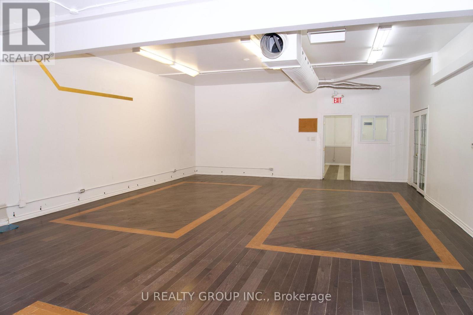 94 B Montreal Road, Ottawa, Ontario  K1L 6E6 - Photo 6 - X12629852