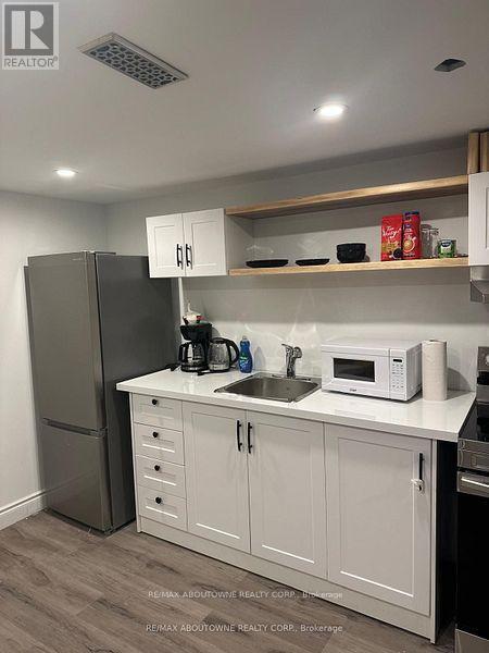 66 Wellington Street S, Hamilton, Ontario  L8N 2R1 - Photo 31 - X12629656