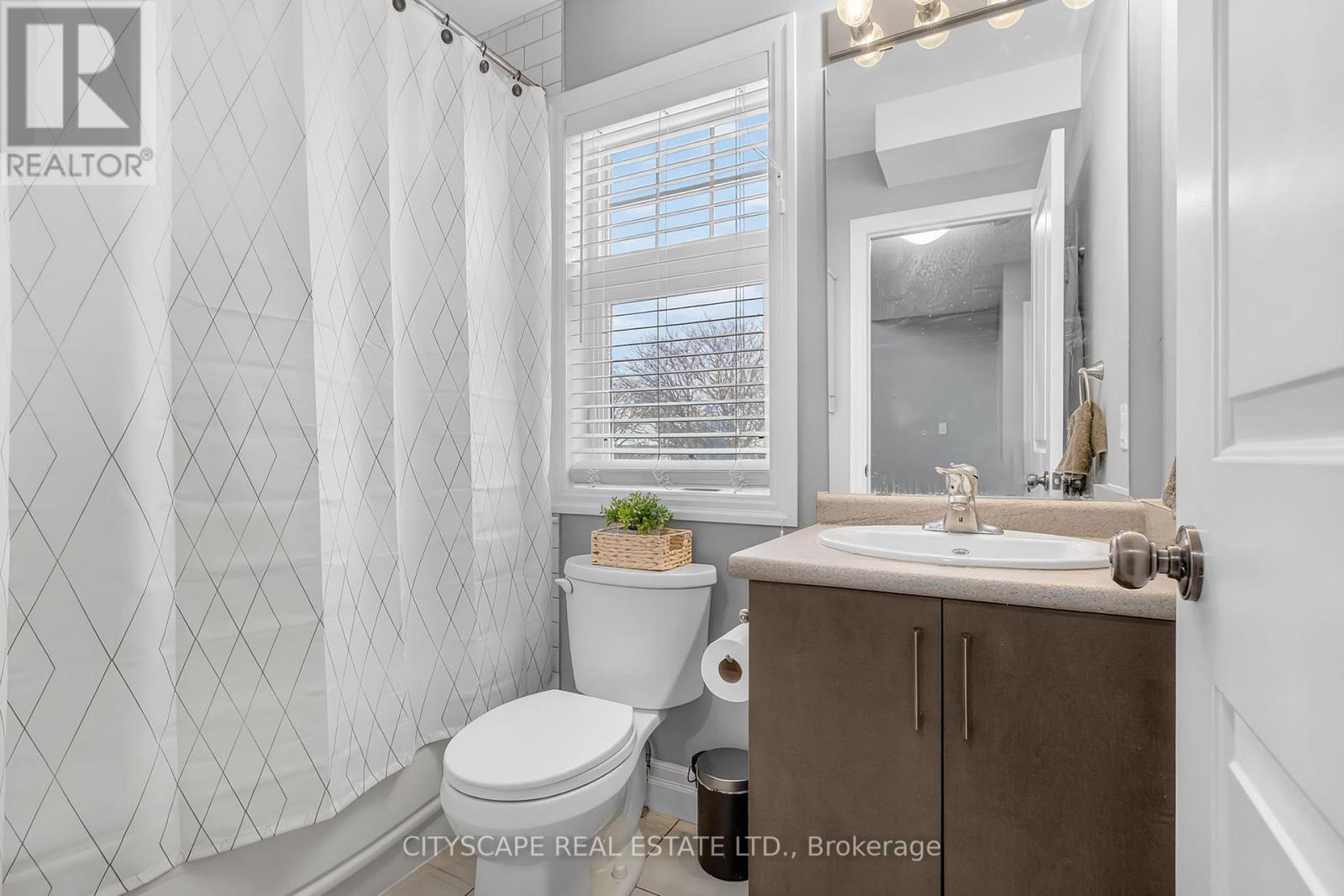 4 Nathan Court, Cambridge, Ontario  N1P 0B2 - Photo 28 - X12629688