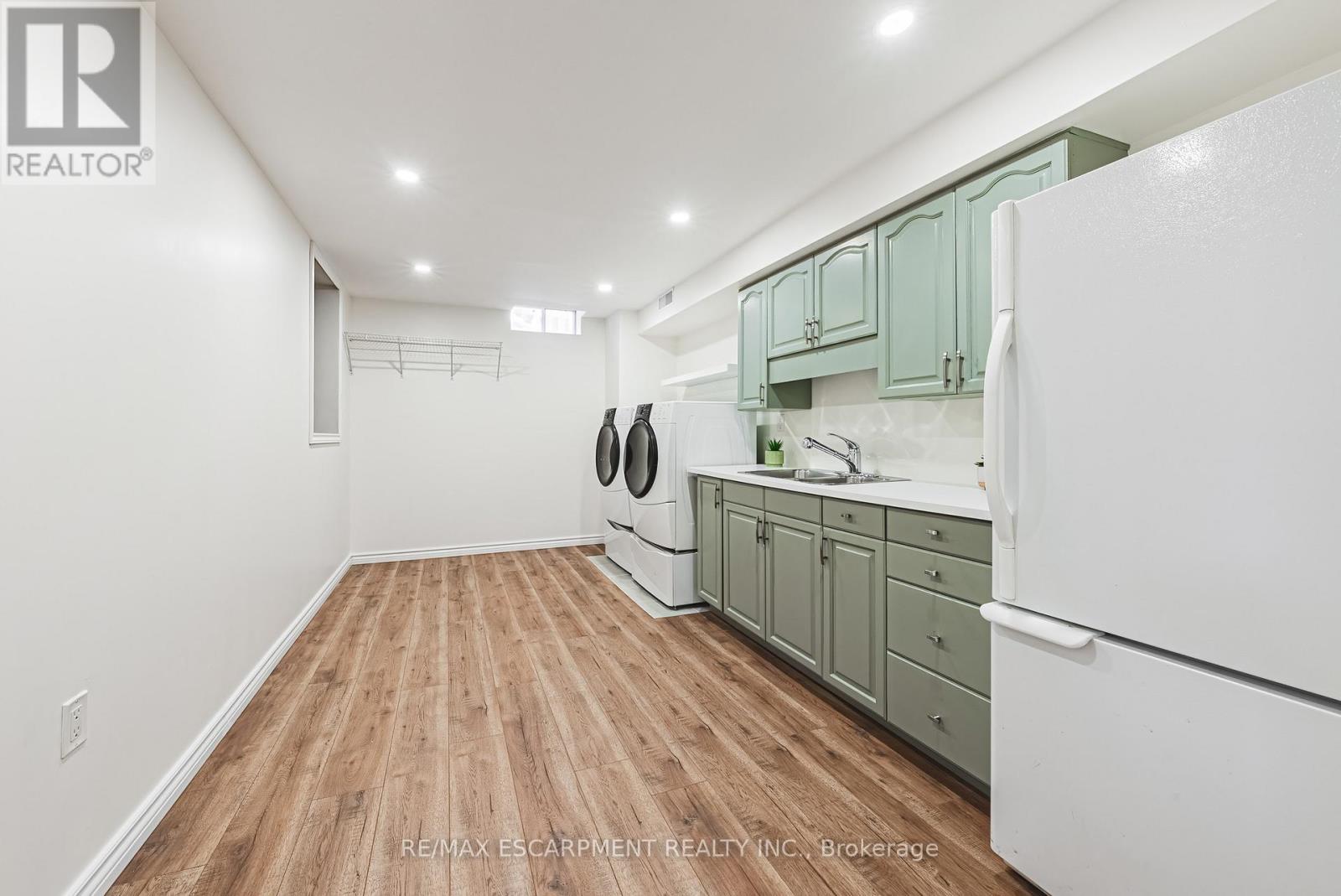 106 Highbury Drive, Hamilton, Ontario  L8J 3P2 - Photo 36 - X12629768