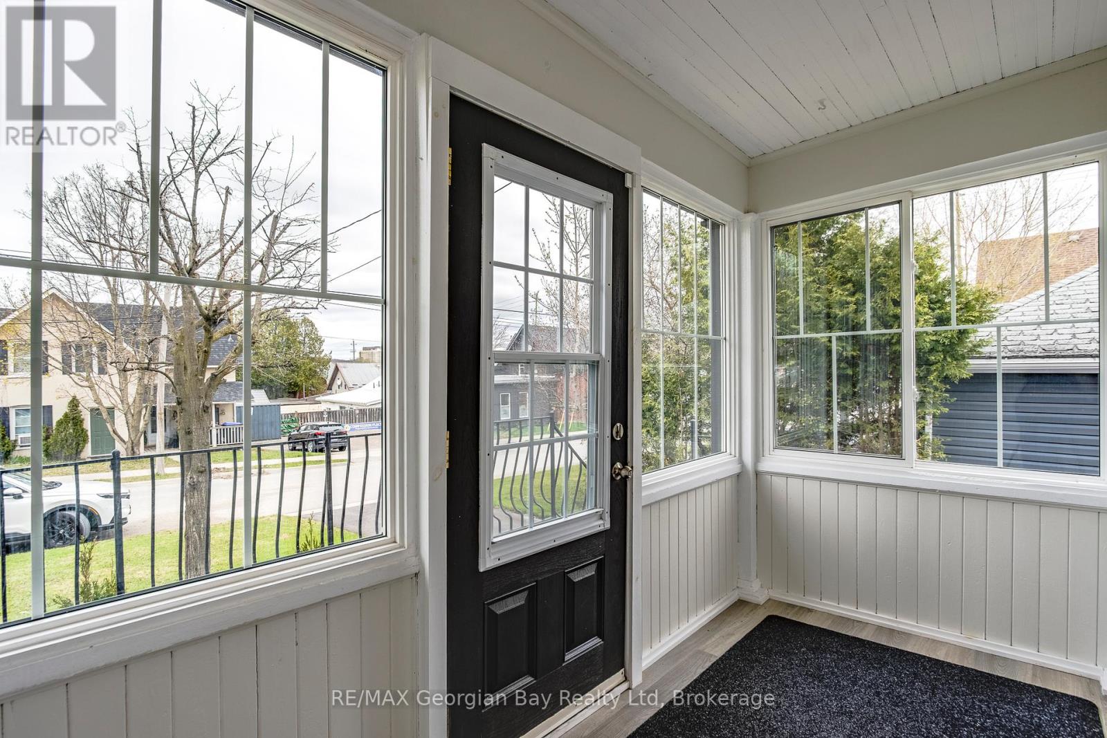 641 Bay Street, Midland, Ontario  L4R 1L8 - Photo 4 - S12516836