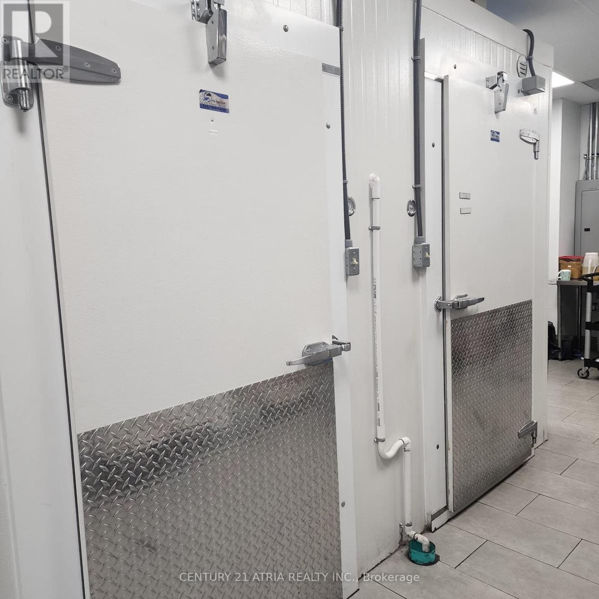 5 - 9960 Dufferin Street, Vaughan, Ontario  L6A 4K5 - Photo 17 - N12629530