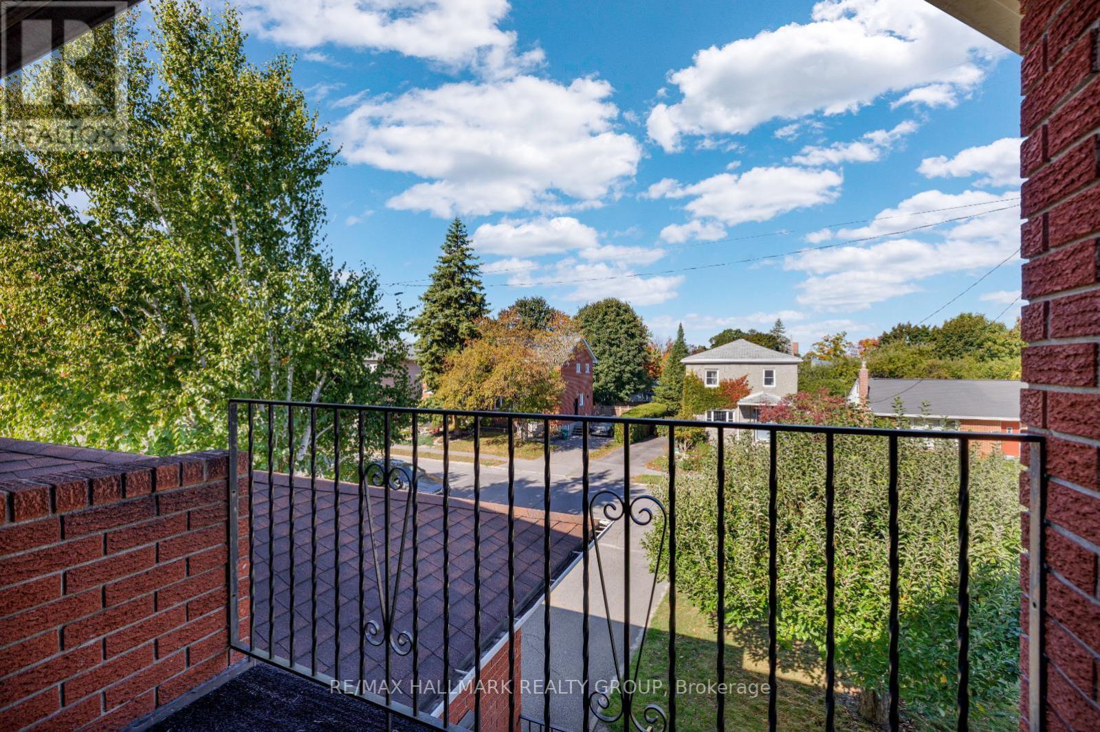 1396 Larose Avenue, Ottawa, Ontario  K1Z 7X7 - Photo 19 - X12465317