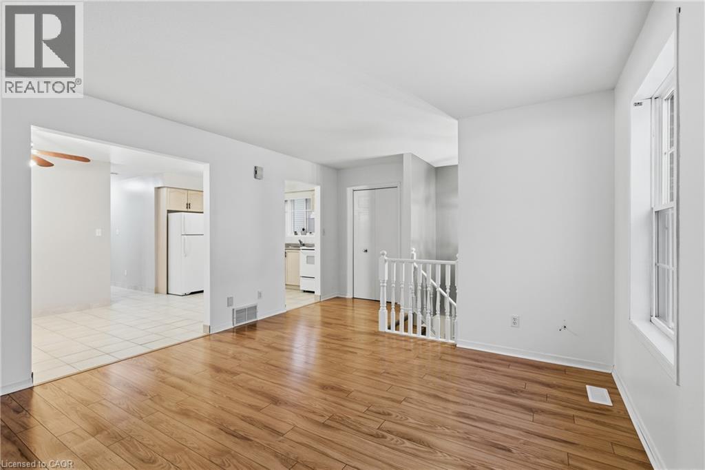 10 Woodland Drive, Welland, Ontario  L3C 7C9 - Photo 9 - 40793230