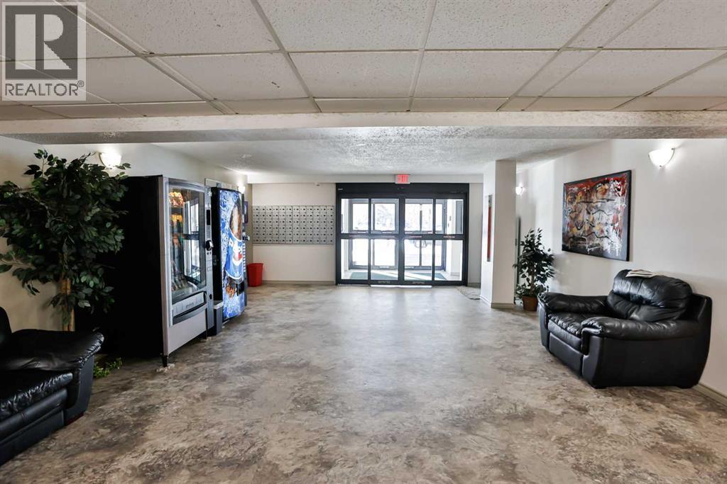 222, 21 Berkeley Place W, Lethbridge, Alberta  T1K 5N1 - Photo 3 - A2249737