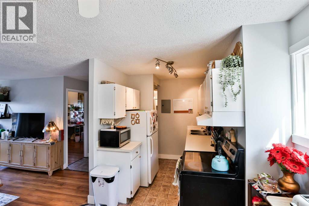 222, 21 Berkeley Place W, Lethbridge, Alberta  T1K 5N1 - Photo 13 - A2249737