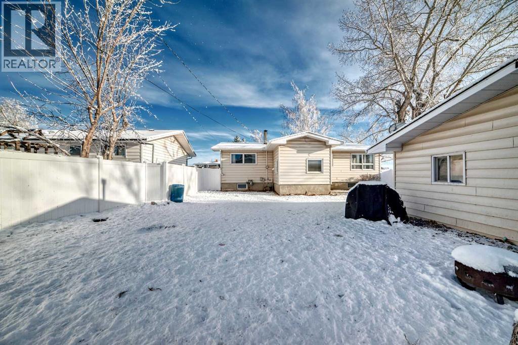 207 6a Avenue, Three Hills, Alberta  T0M 2A0 - Photo 47 - A2273415