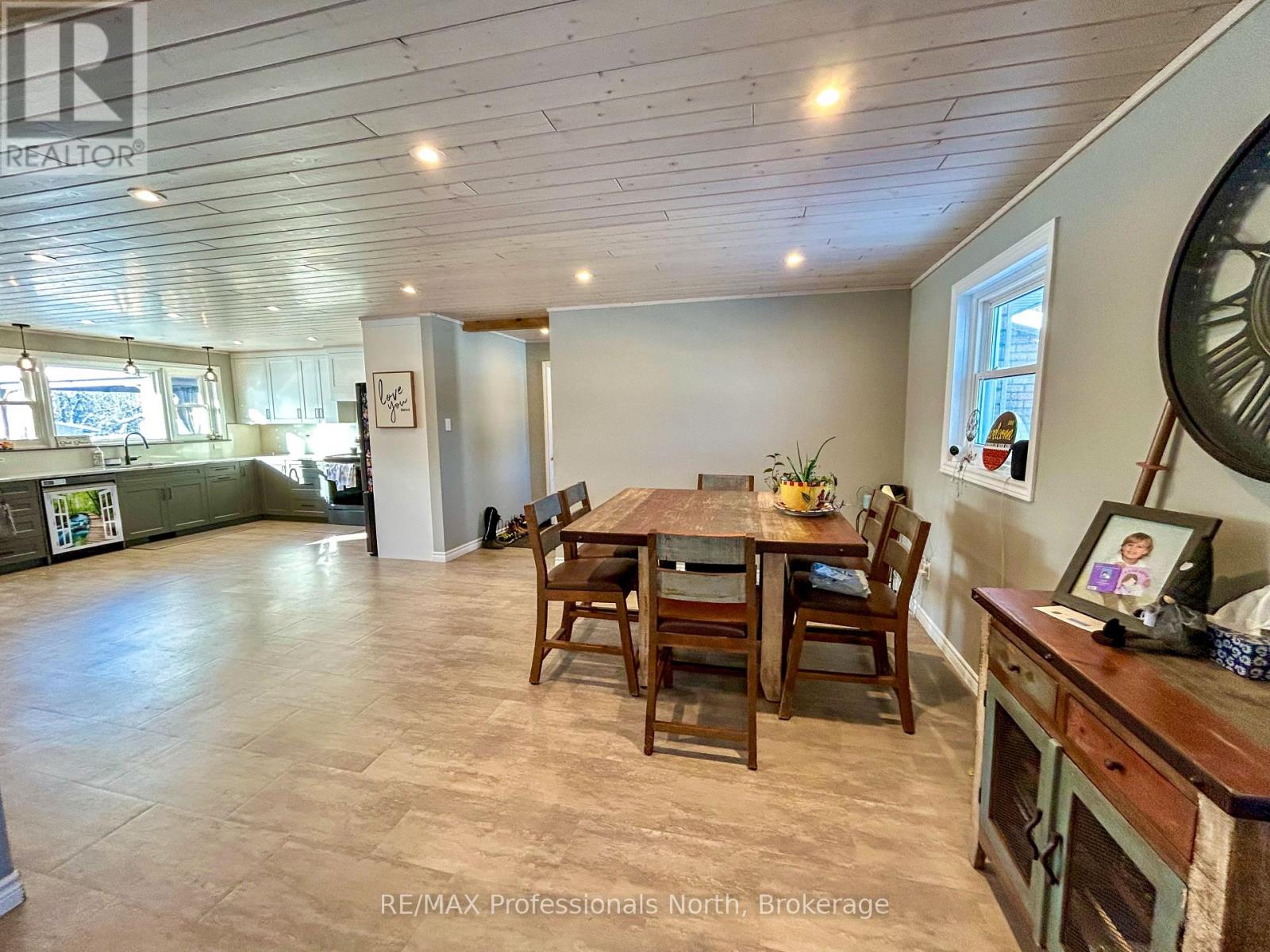 960 5th Line Douro, Douro-Dummer, Ontario  K0L 2H0 - Photo 11 - X12629824