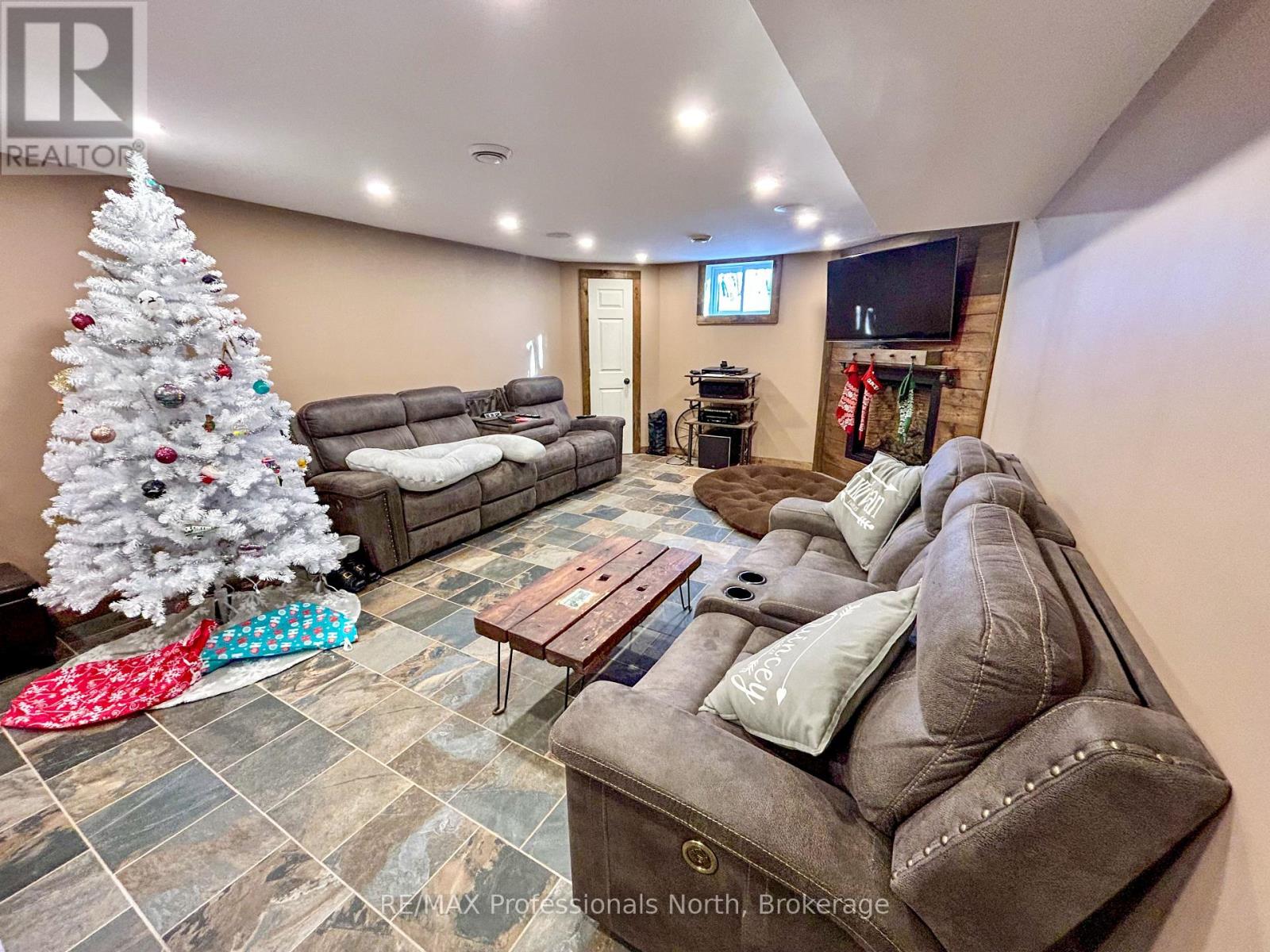 960 5th Line Douro, Douro-Dummer, Ontario  K0L 2H0 - Photo 21 - X12629824