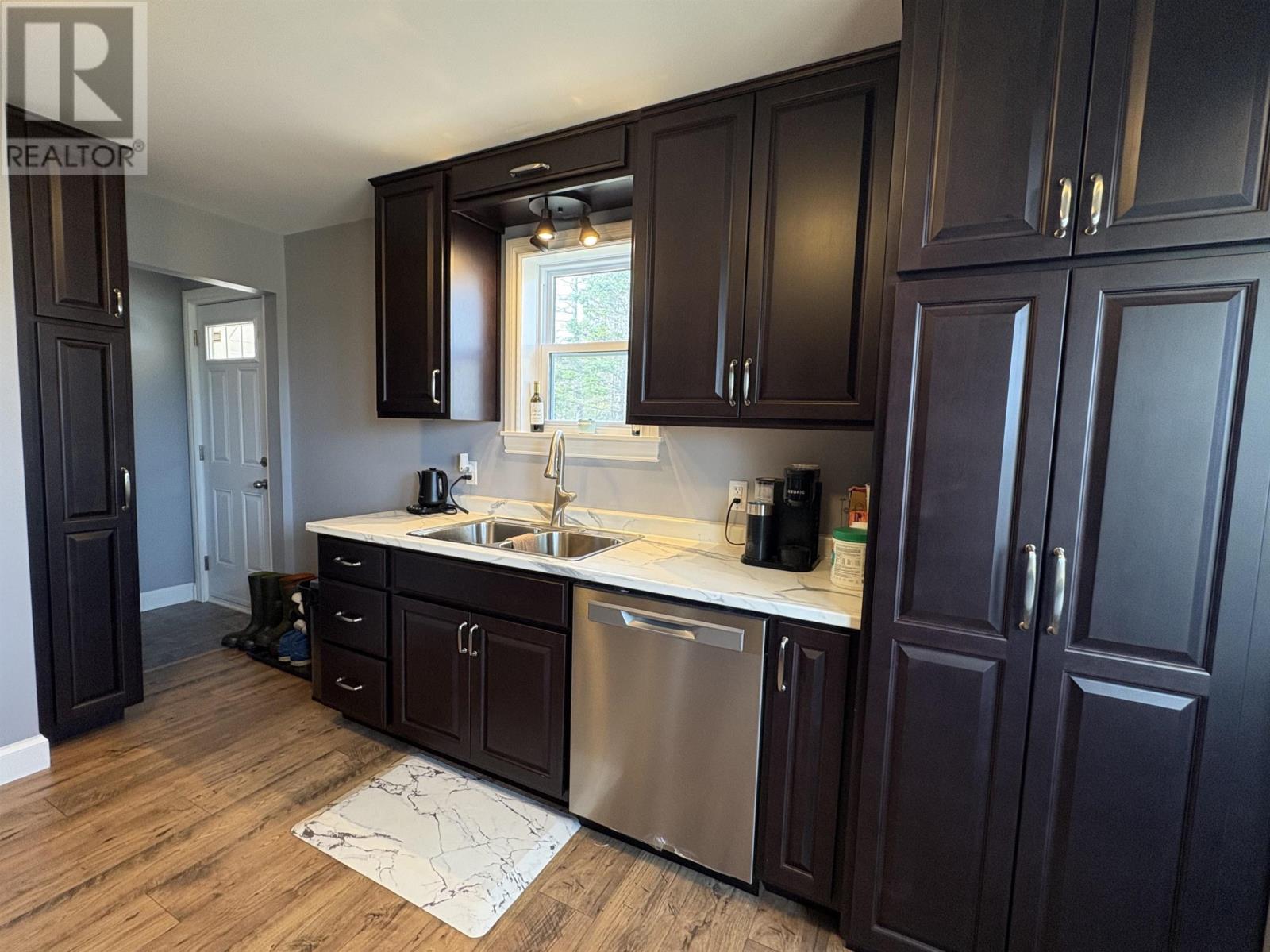 21 Marconi Street, Louisbourg, Nova Scotia  B1C 1K2 - Photo 9 - 202520808