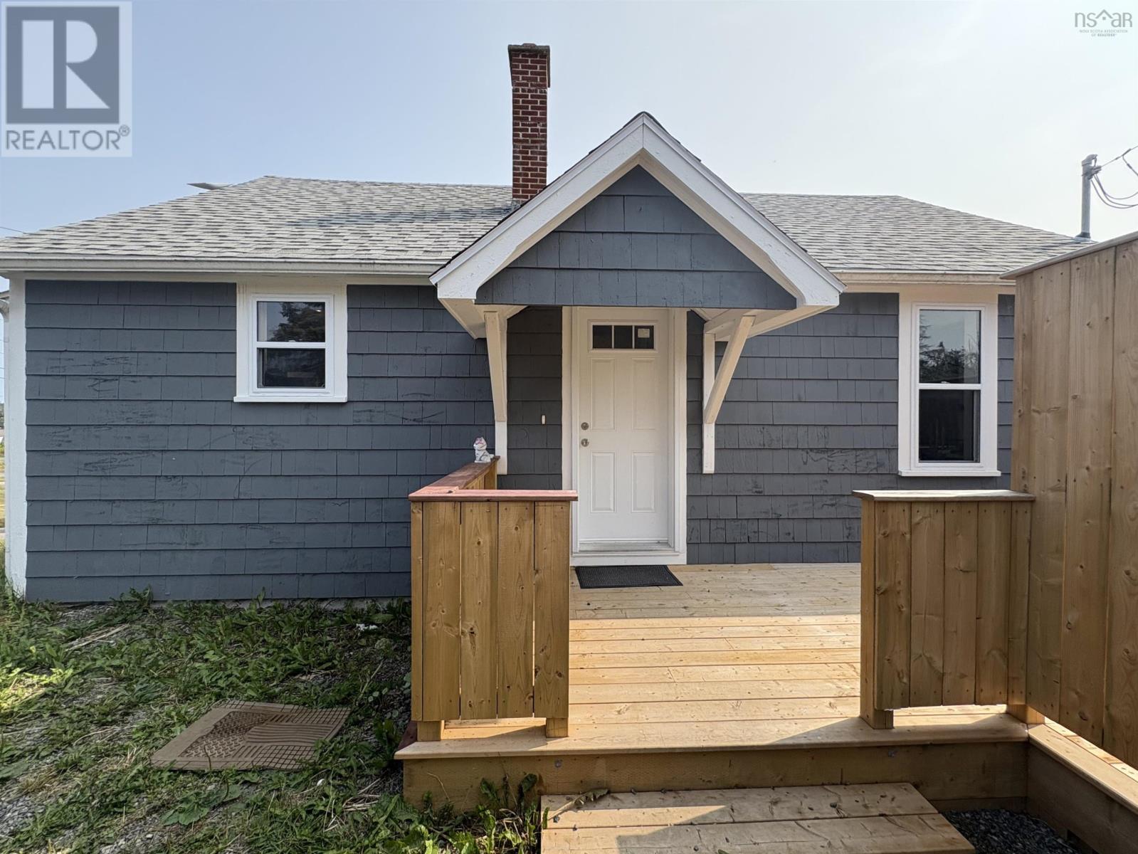 21 Marconi Street, Louisbourg, Nova Scotia  B1C 1K2 - Photo 34 - 202520808