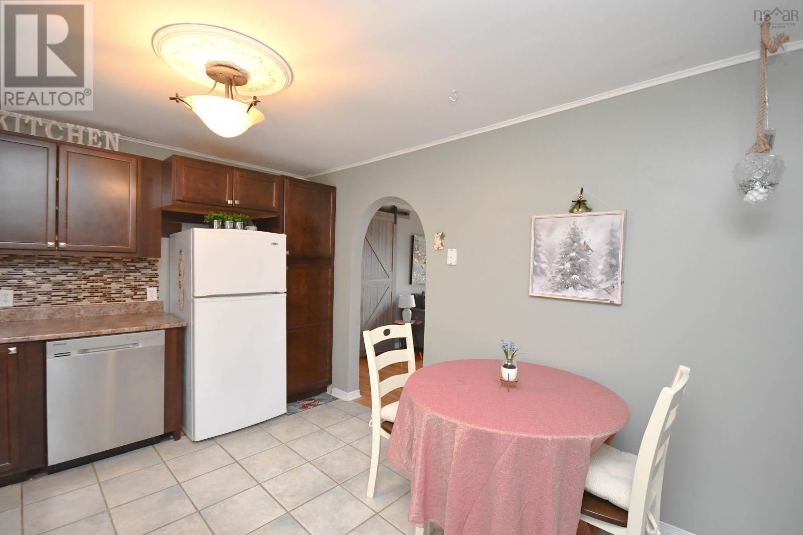 180 Lakeview Avenue, Middle Sackville, Nova Scotia  B4E 3B5 - Photo 16 - 202526877