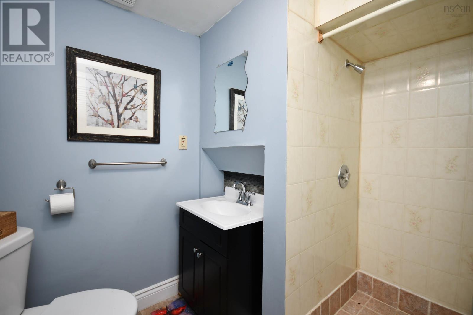 180 Lakeview Avenue, Middle Sackville, Nova Scotia  B4E 3B5 - Photo 34 - 202526877