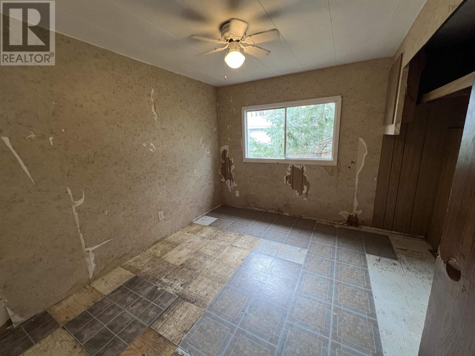 24 Douglas Avenue, West Point Homes, Berwick, Nova Scotia  B0P 1E0 - Photo 9 - 202528006