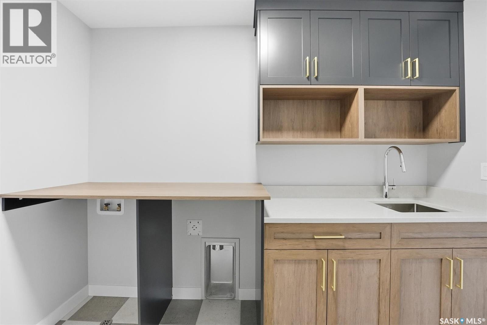 166 Cockroft Manor, Saskatoon, Saskatchewan  S7V 1L1 - Photo 36 - SK020239