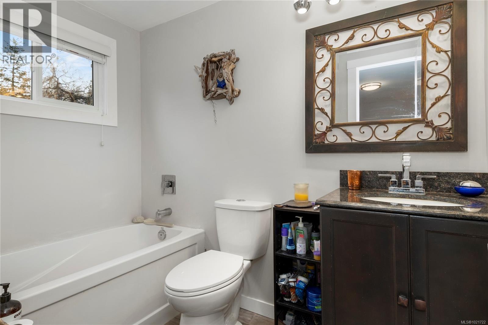 1840 Mcdonald Rd, Campbell River, British Columbia  V9W 5K1 - Photo 15 - 1021722