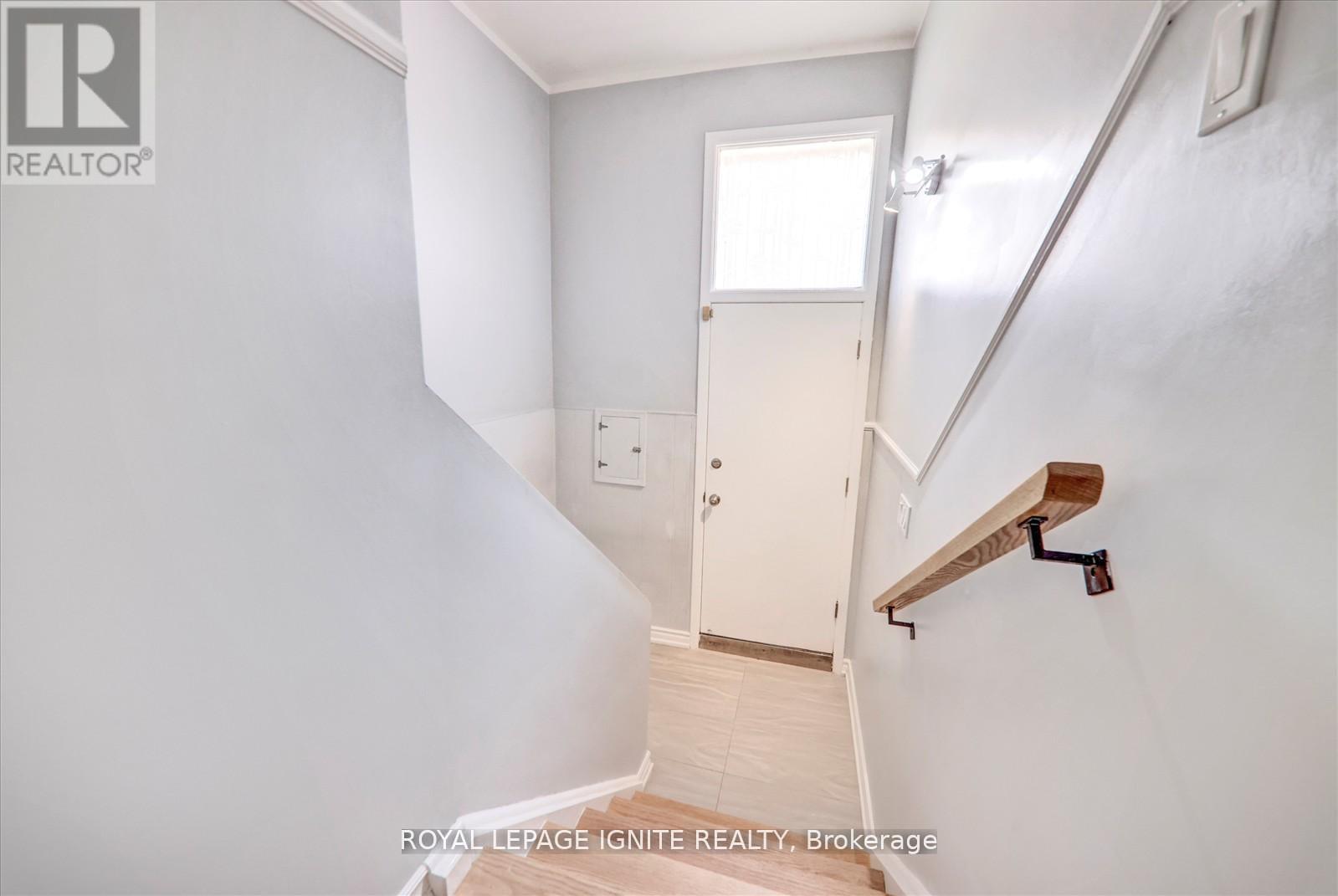 237 Blake Avenue, Toronto, Ontario  M2M 1B8 - Photo 20 - C12629798