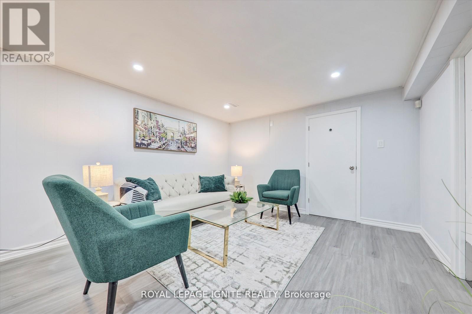 237 Blake Avenue, Toronto, Ontario  M2M 1B8 - Photo 26 - C12629798