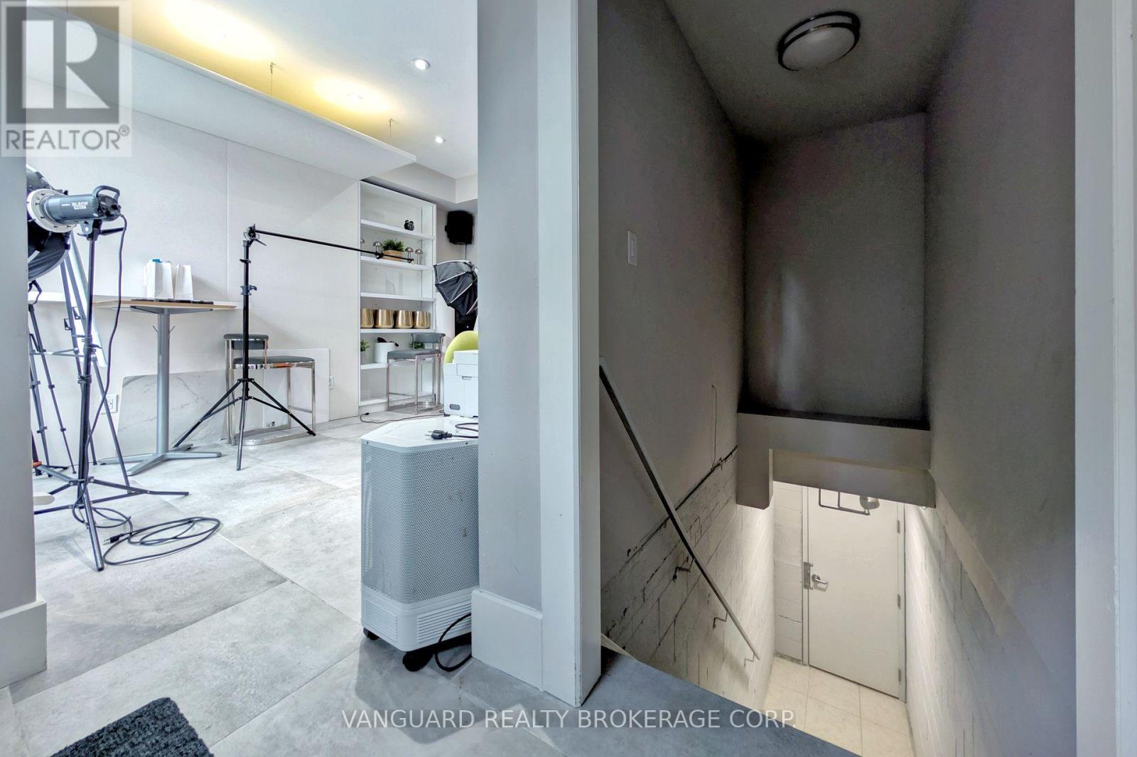 118 Avenue Road, Toronto, Ontario  M5R 2H4 - Photo 25 - C12629870