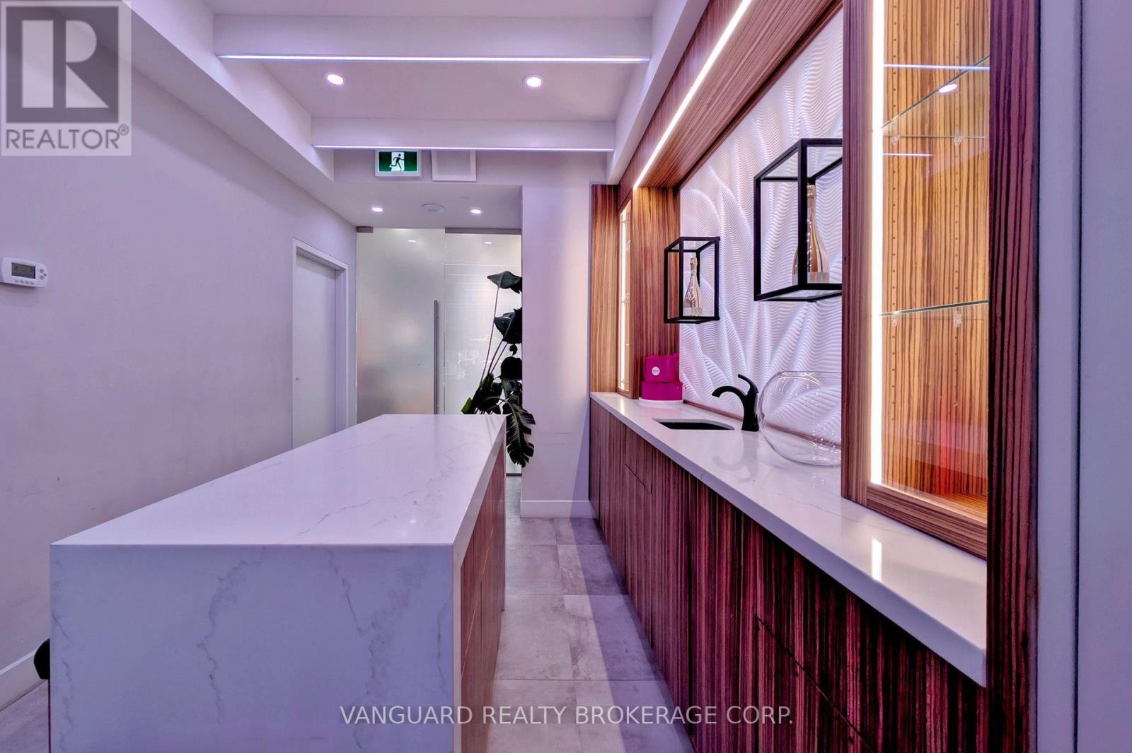 118 Avenue Road, Toronto, Ontario  M5R 2H4 - Photo 8 - C12629870