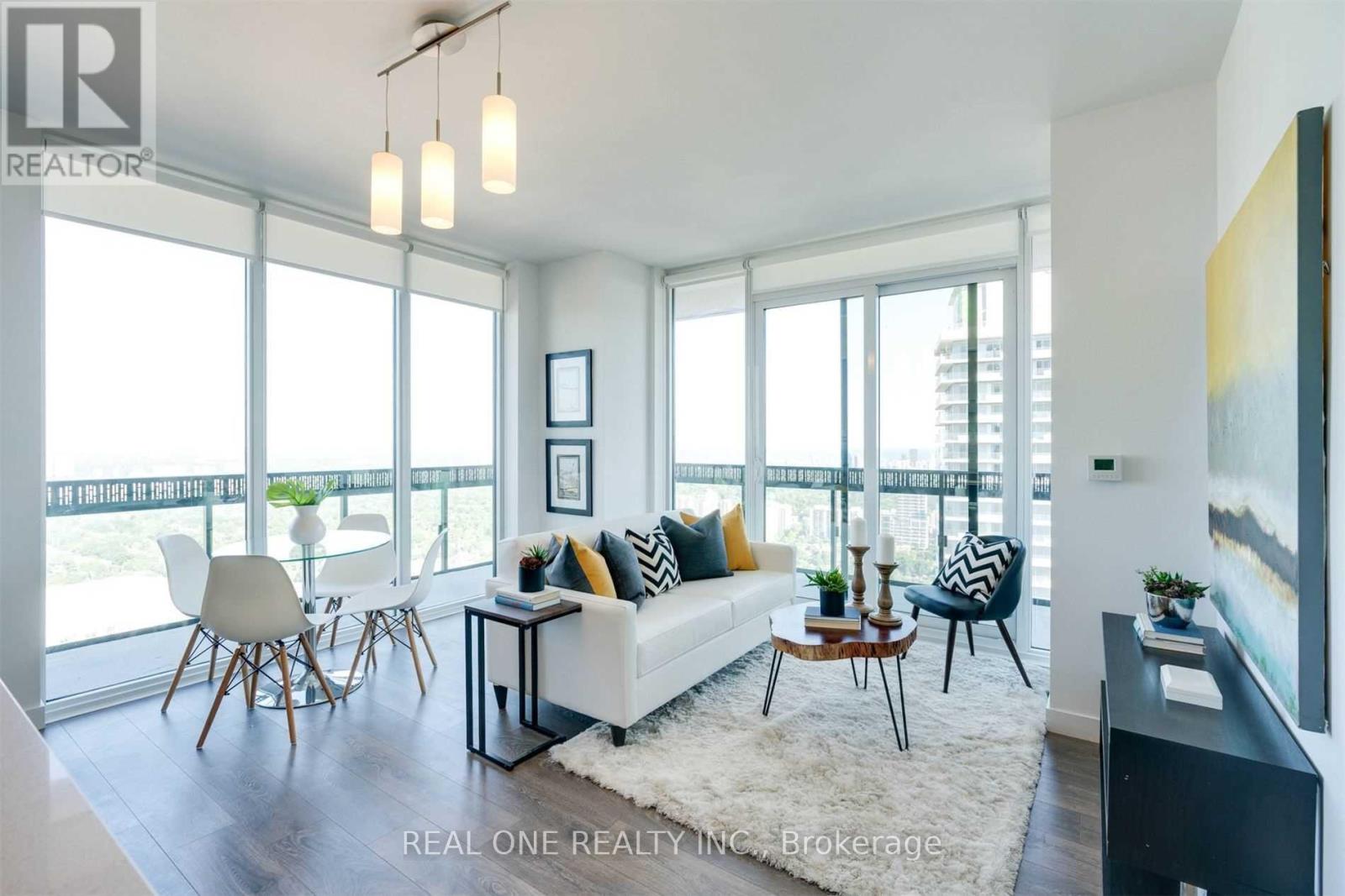 5011 - 8 EGLINTON AVENUE E, Toronto, Ontario