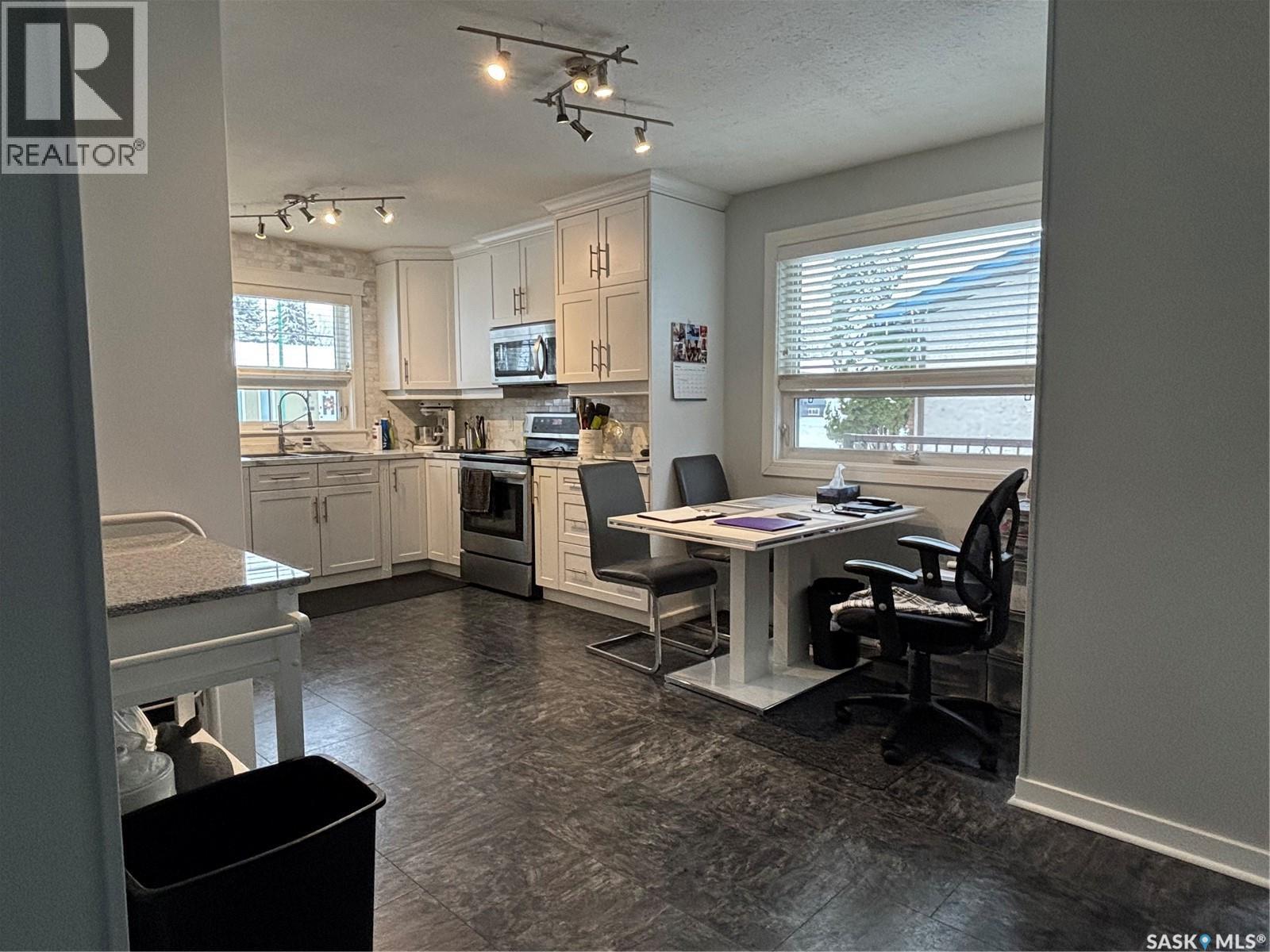 1621 Blackwood Drive, Prince Albert, Saskatchewan  S6V 7B9 - Photo 7 - SK025524