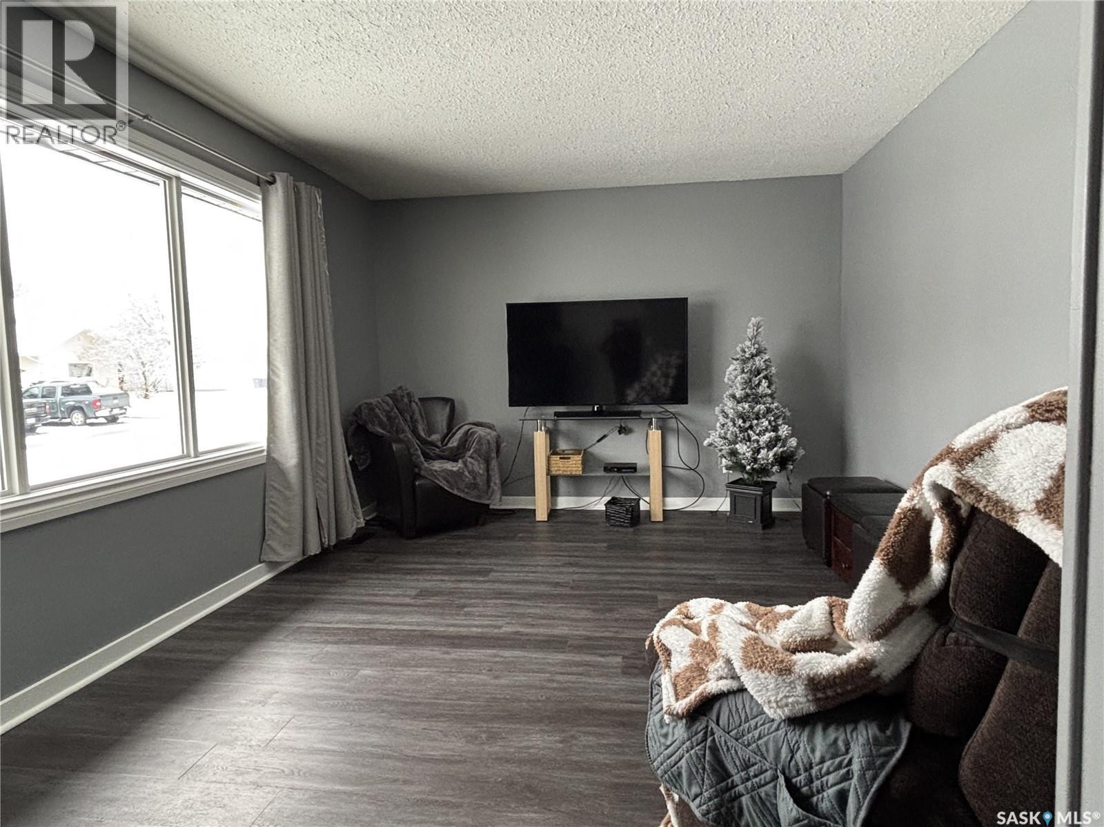 1621 Blackwood Drive, Prince Albert, Saskatchewan  S6V 7B9 - Photo 9 - SK025524